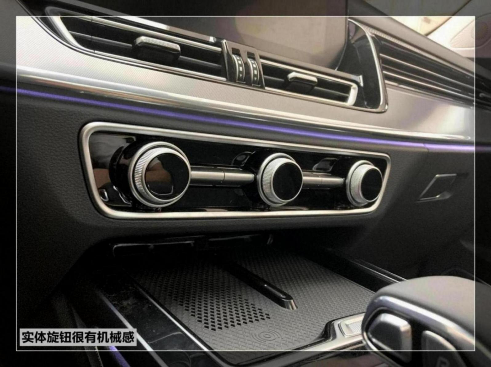 20万级的中型suv,动力不输合资车,体验红旗hs5
